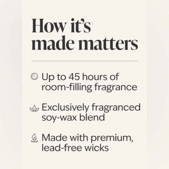 NWT Bath & Body Works Snowday Candle From The Vault 2013- Festive Red and White - Picture 2 of 2